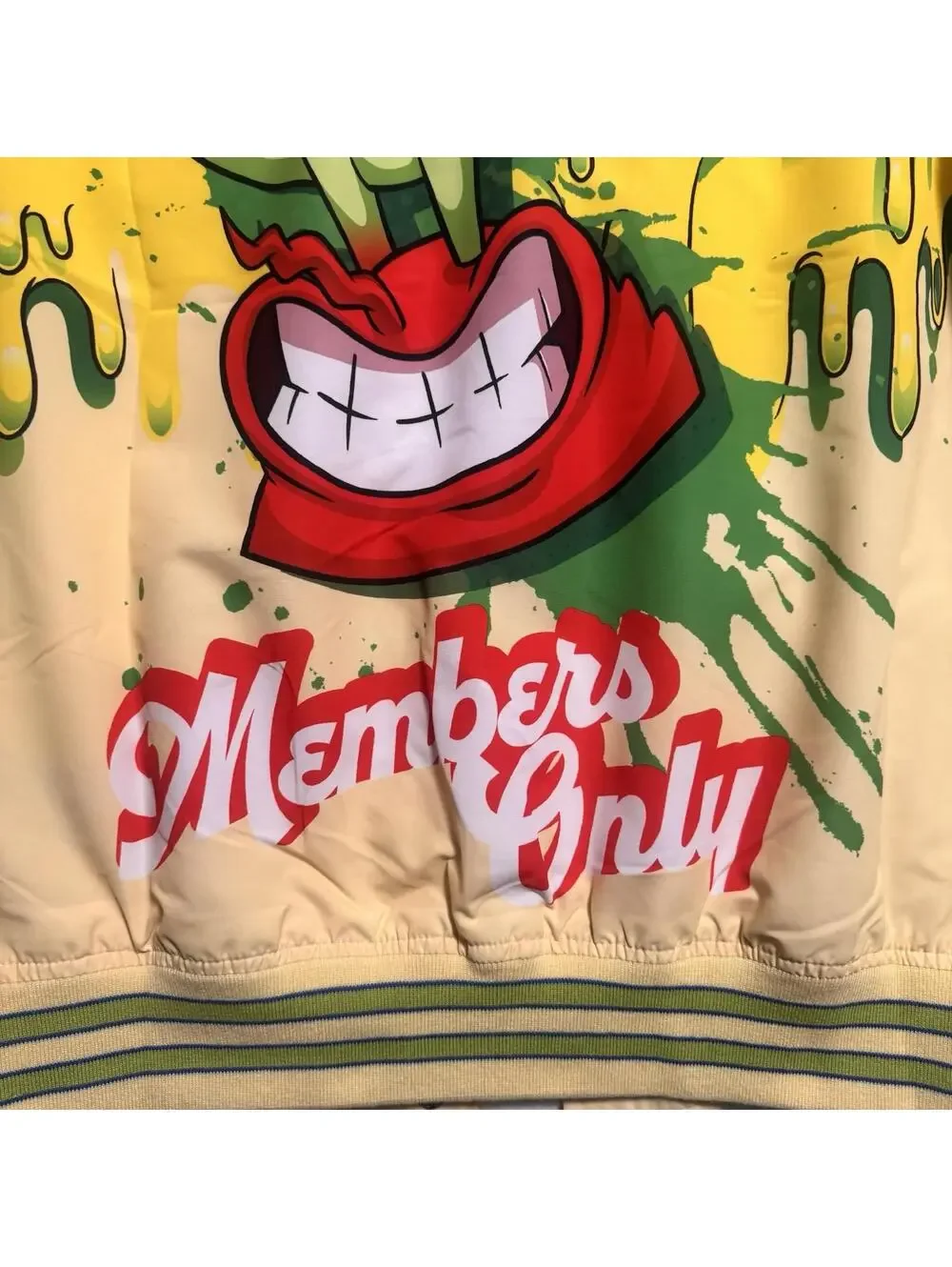Members Only x Nickelodeon Jacket SpongeBob Rugrats Yellow Bomber Size Large - Picture 6 of 6